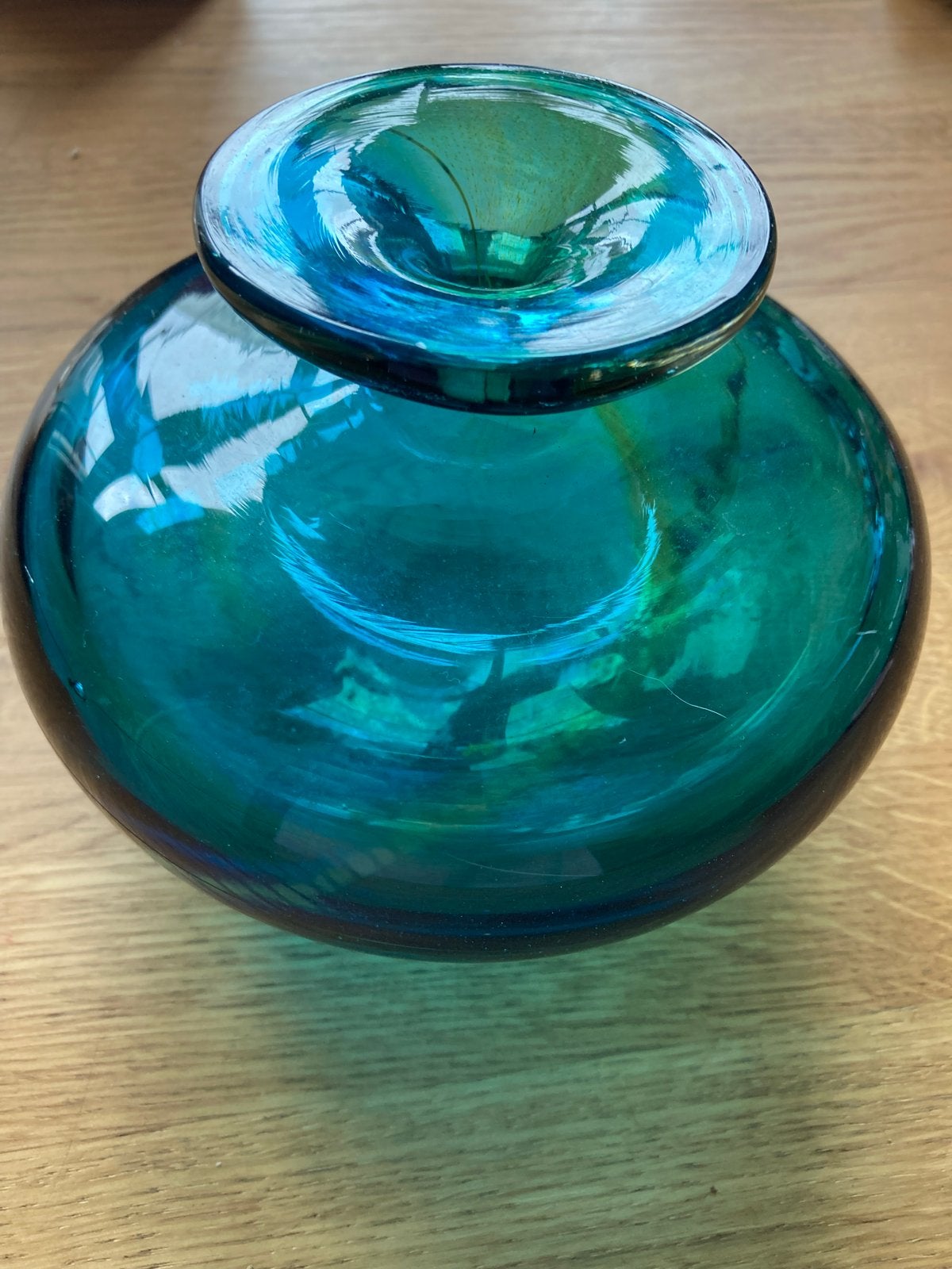 Decoratieve glazen vaas in blauwgroen -Mdina Malta vaas, Ophalen of Verzenden