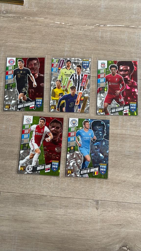 Panini topmaster voetbalkaarten 2022, Ophalen of Verzenden, Zo goed als nieuw