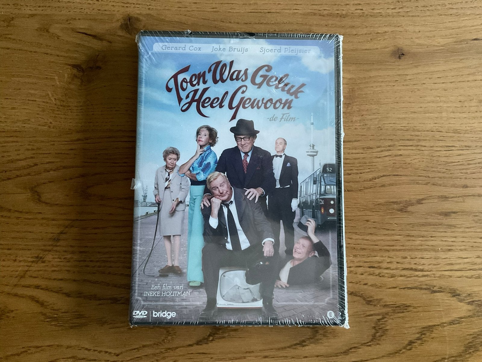 14). Toen Was Geluk Heel Gewoon, Gerard Cox, Joke Bruijs., Ophalen of Verzenden, Zo goed als nieuw