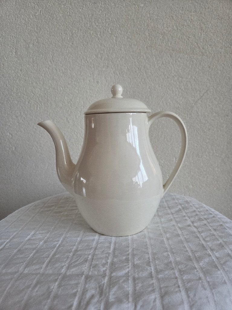 Wedgwood Traditional Plain koffiepot, Huis en Inrichting, Keuken | Servies, Verzenden, Overige typen, Zo goed als nieuw, Wedgwood