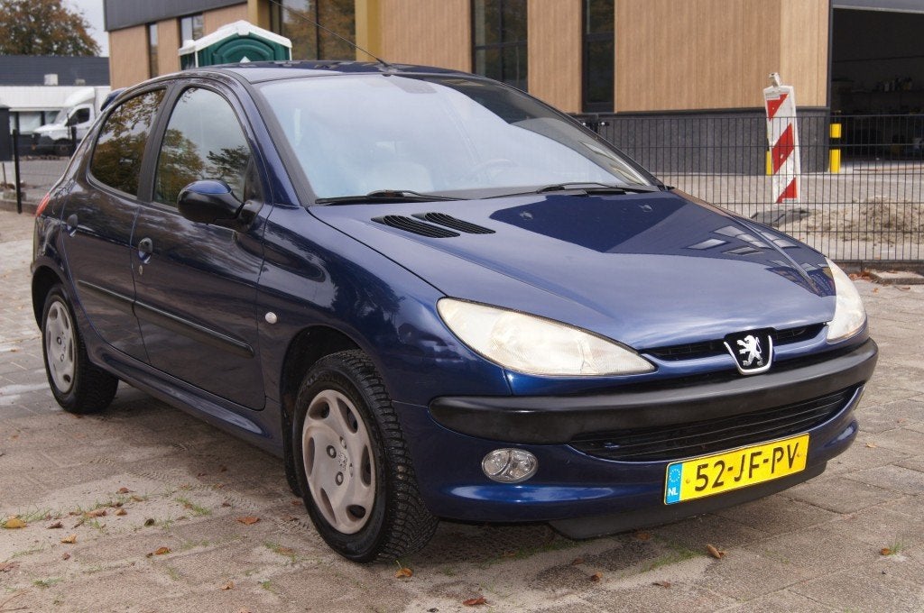 Peugeot 206 1.4 GENTRY PREMIUM, Automaat, 4 cilinders, Blauw, Bedrijf