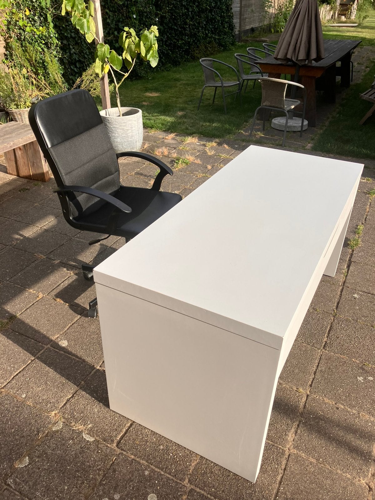 Ikea bureau en bureaustoel, Ophalen, Zo goed als nieuw