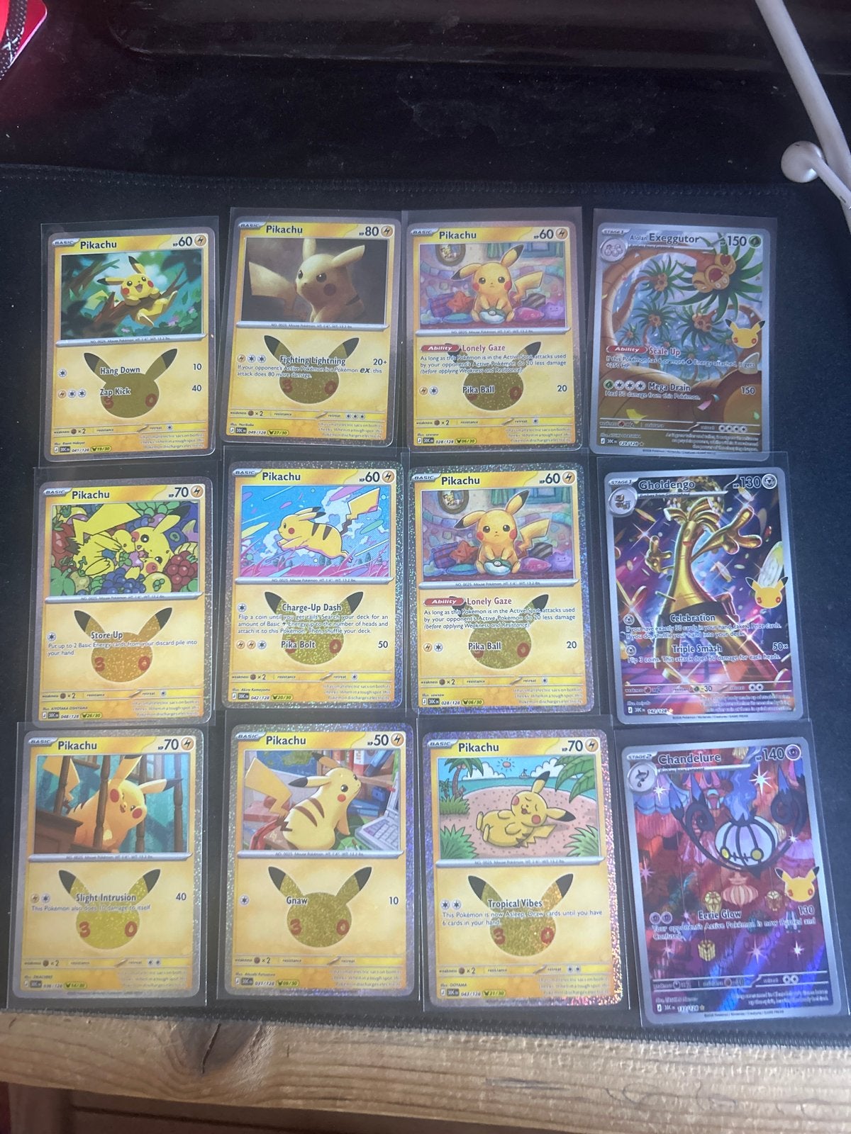 Pokémon Celebrations Pikachu en andere kaarten, Ophalen, Zo goed als nieuw