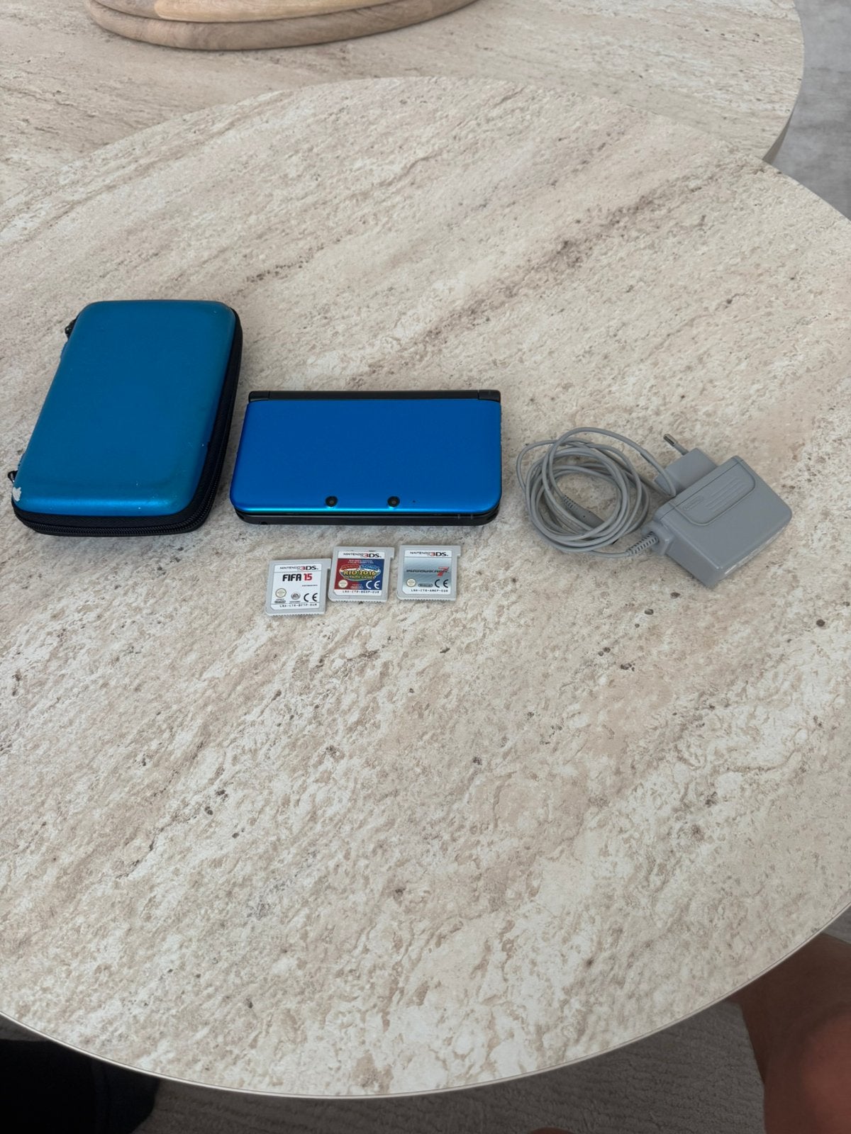 Nintende 3DS XL, Spelcomputers en Games, Blauw, 3DS XL, Zo goed als nieuw, Ophalen