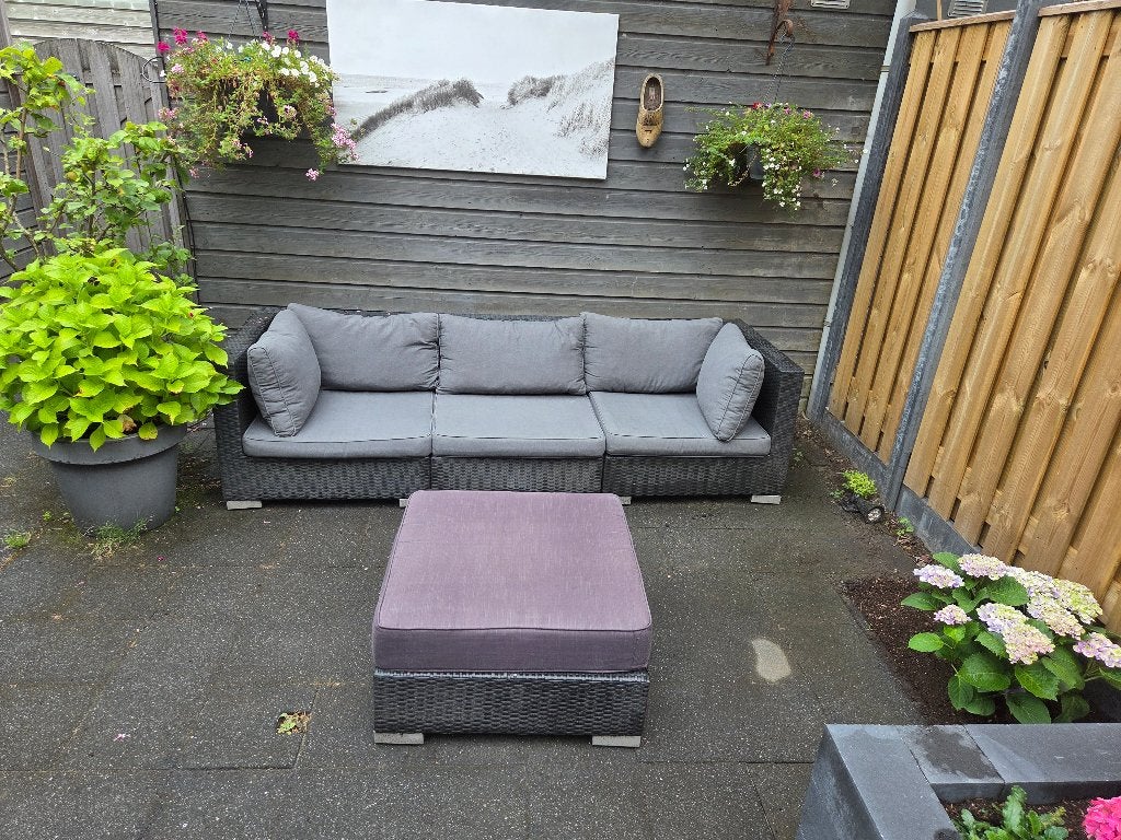 Loungeset, Ophalen, 5 zitplaatsen, Kunststof, Gebruikt