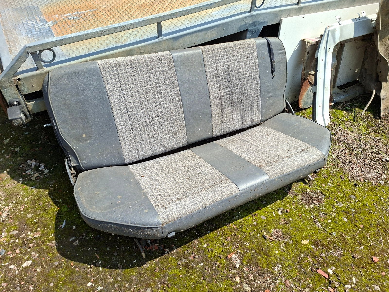 Achterbank van 4x4 Van ?  Suzuki? Toyota lite ace ??, Auto-onderdelen, Ophalen, Gebruikt, Lada