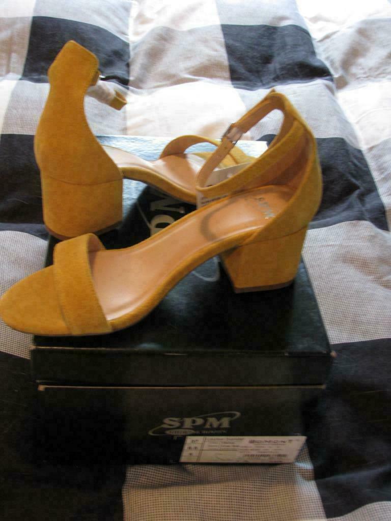 schoenen okerkleur maat 37, nieuw., Kleding | Dames, Schoenen, Ophalen of Verzenden, Nieuw, Geel