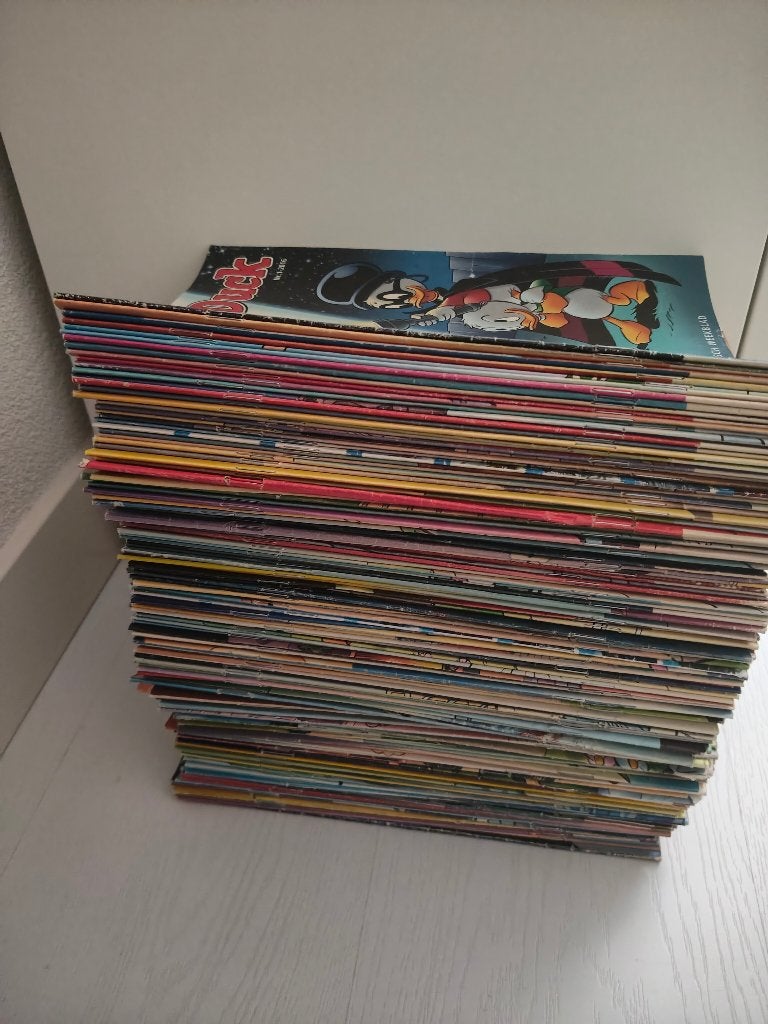 Stapel Donald Ducks, Europa, Meerdere comics, Donald Duck, Ophalen