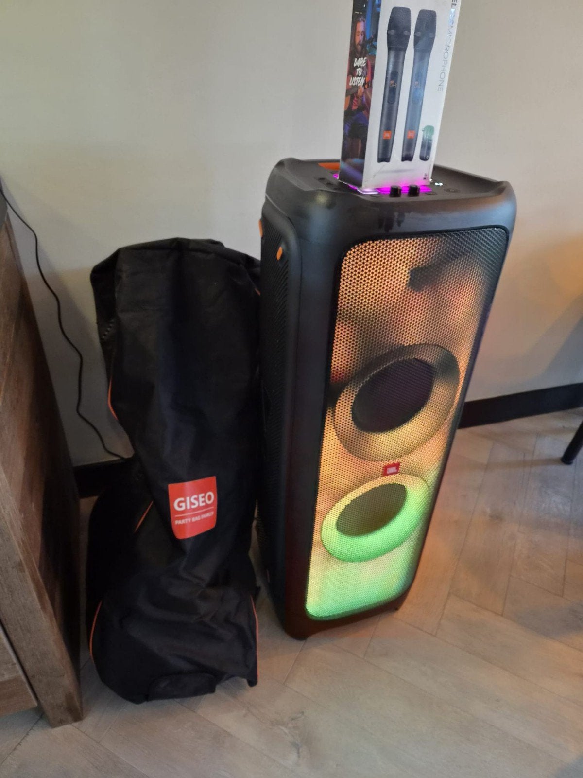 JBL PARTYBOX  1000  -MET MICROFOONS  EN TAS, Bluetooth, JBL, Party speaker, Zo goed als nieuw