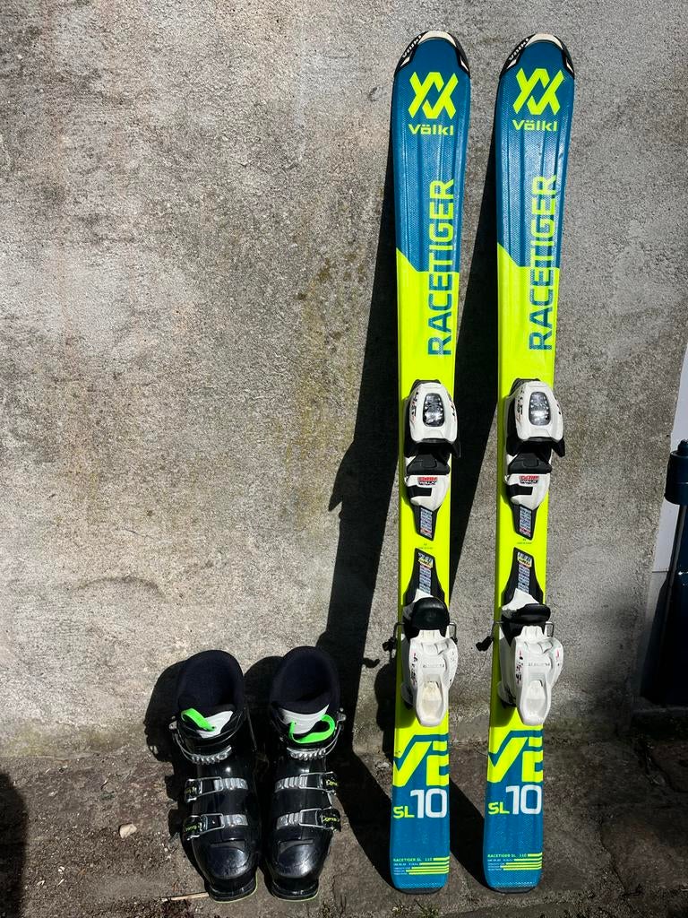 Kinderskis Völkl Racetiger 110cm, Rossignol skischoenen 25.5, Gebruikt, 100 tot 140 cm, Skiën, Ski's
