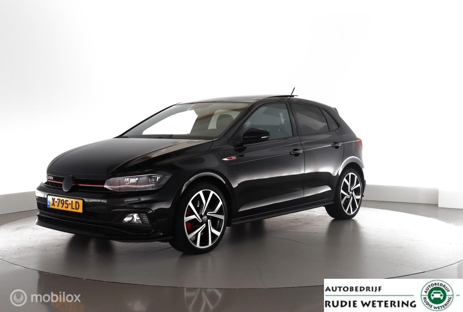 Volkswagen Polo 2.0 TSI GTI pano|led|carplay|cam|200pk|lmv18, Auto's, Automatische klimaatregeling, Stof, Gebruikt, 4 cilinders