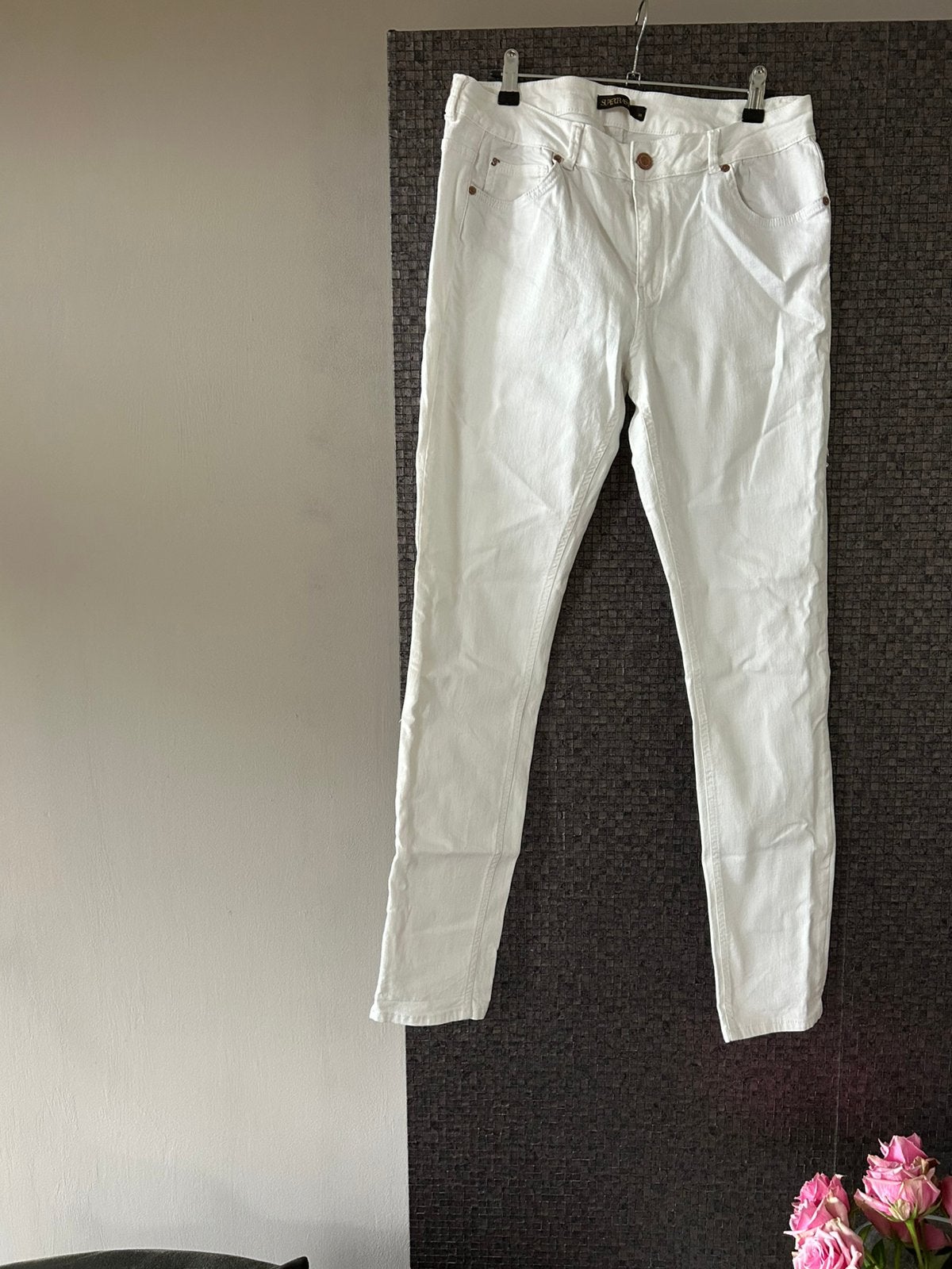 Supertrash skinny jeans maat 33, Kleding | Dames, Broeken en Pantalons, Wit, Maat 46/48 (XL) of groter, Ophalen of Verzenden, Zo goed als nieuw