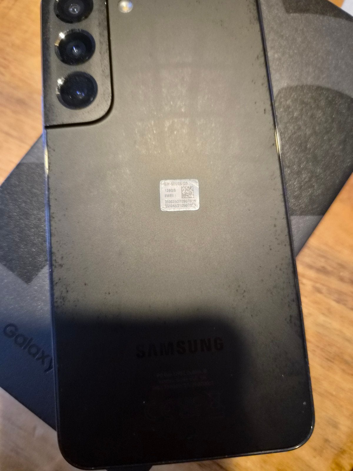 Foto 5 van Samsung Galaxy S22 128GB Zwart - Zo goed als nieuw