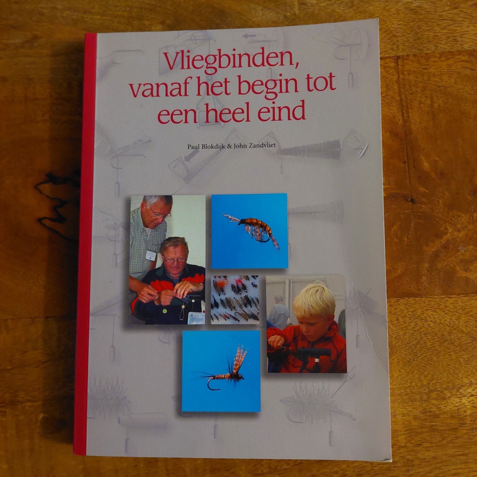 Vliegbinden: Vanaf het begin tot een heel eind, Ophalen of Verzenden, Zo goed als nieuw