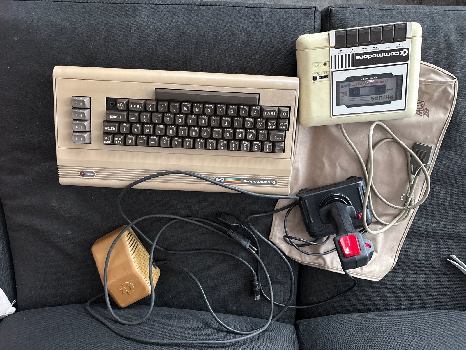 Commodore 64 met Datasette, joystick en voeding, Computers en Software, Vintage Computers, Ophalen