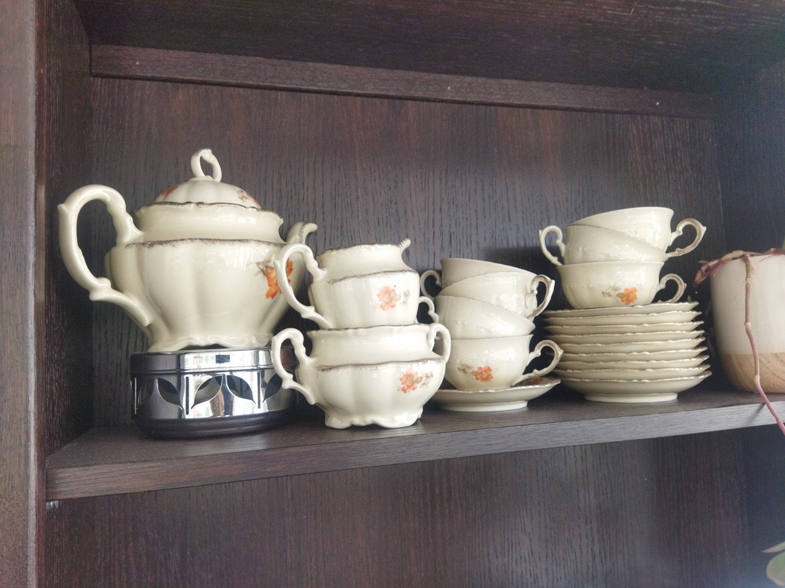 Vintage theeservies met bloemmotief  suikerpot en melkkan, Ophalen of Verzenden