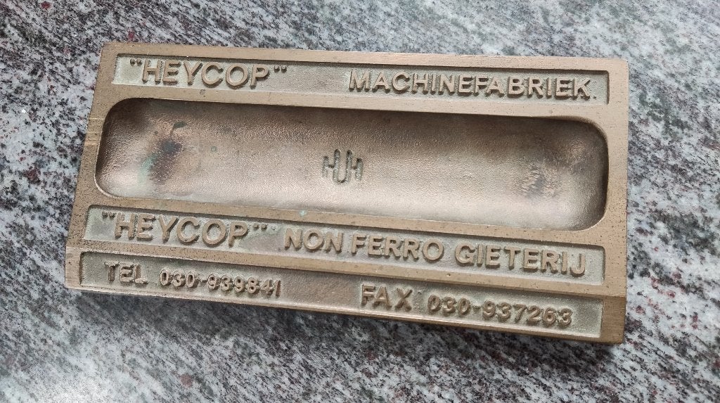 Bronzen Pennenbak/presse papier (2,2 kg) Geslepen gietwerk, Diversen, Bureau-accessoires, Ophalen of Verzenden, Zo goed als nieuw