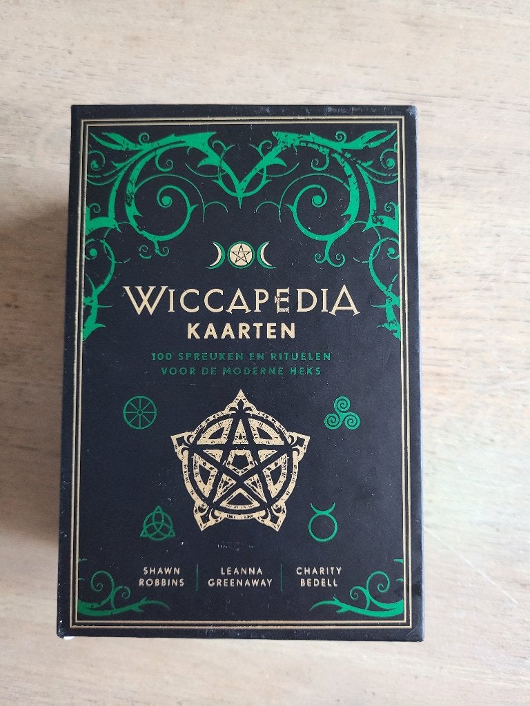 wicca kaarten wiccapedia zgan!, Boeken, Ophalen of Verzenden, Zo goed als nieuw, Tarot of Kaarten leggen, Overige typen