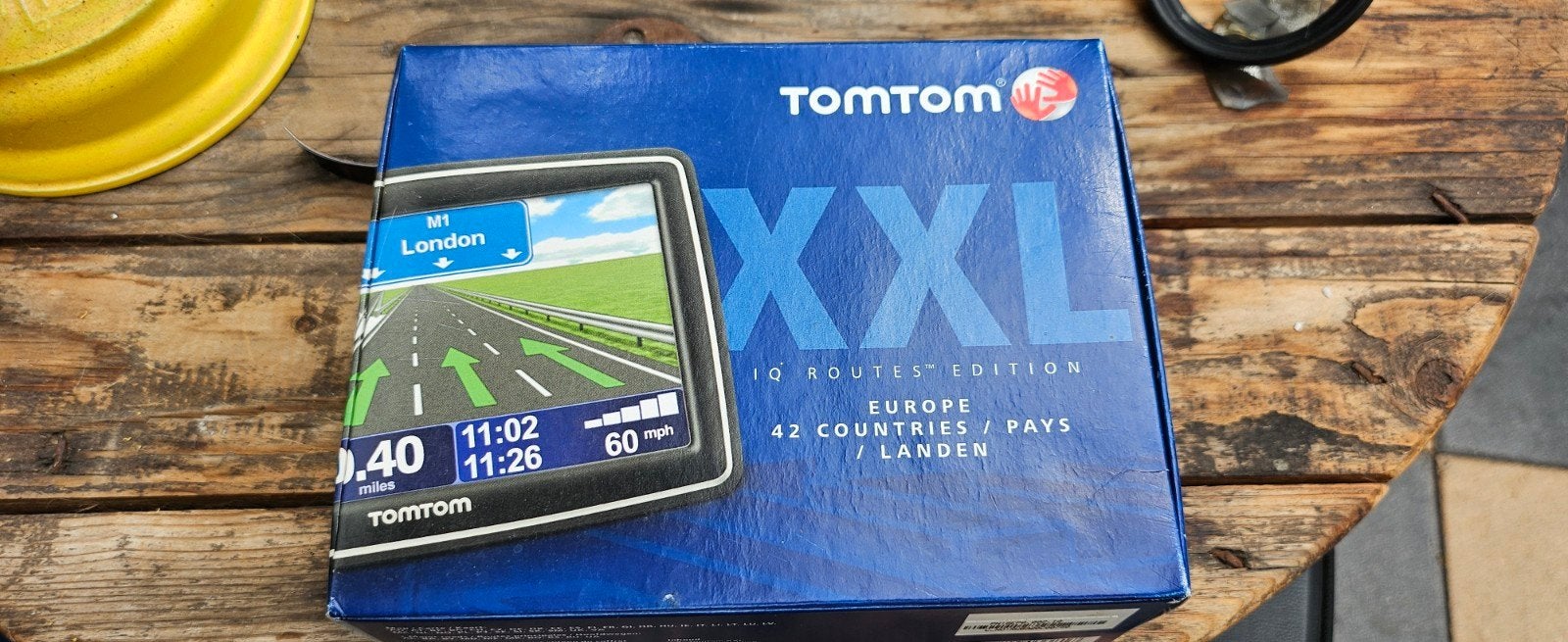 TomTom XXL Europe navigatiesysteem met houder en oplader, Ophalen of Verzenden, Gebruikt