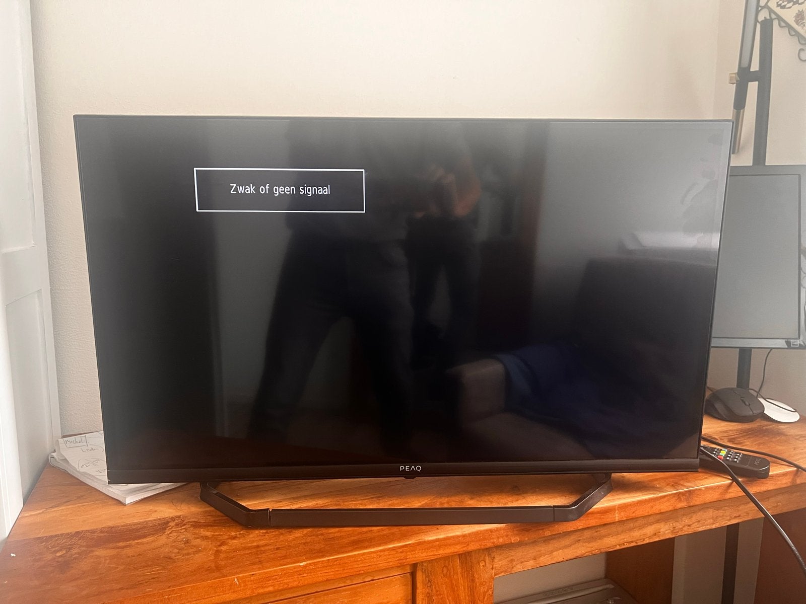 PEAQ 32 inch LED TV - PTV 32H-5024C, Audio, Tv en Foto, Televisies, Overige merken, 50 Hz, HD Ready (720p), Gebruikt