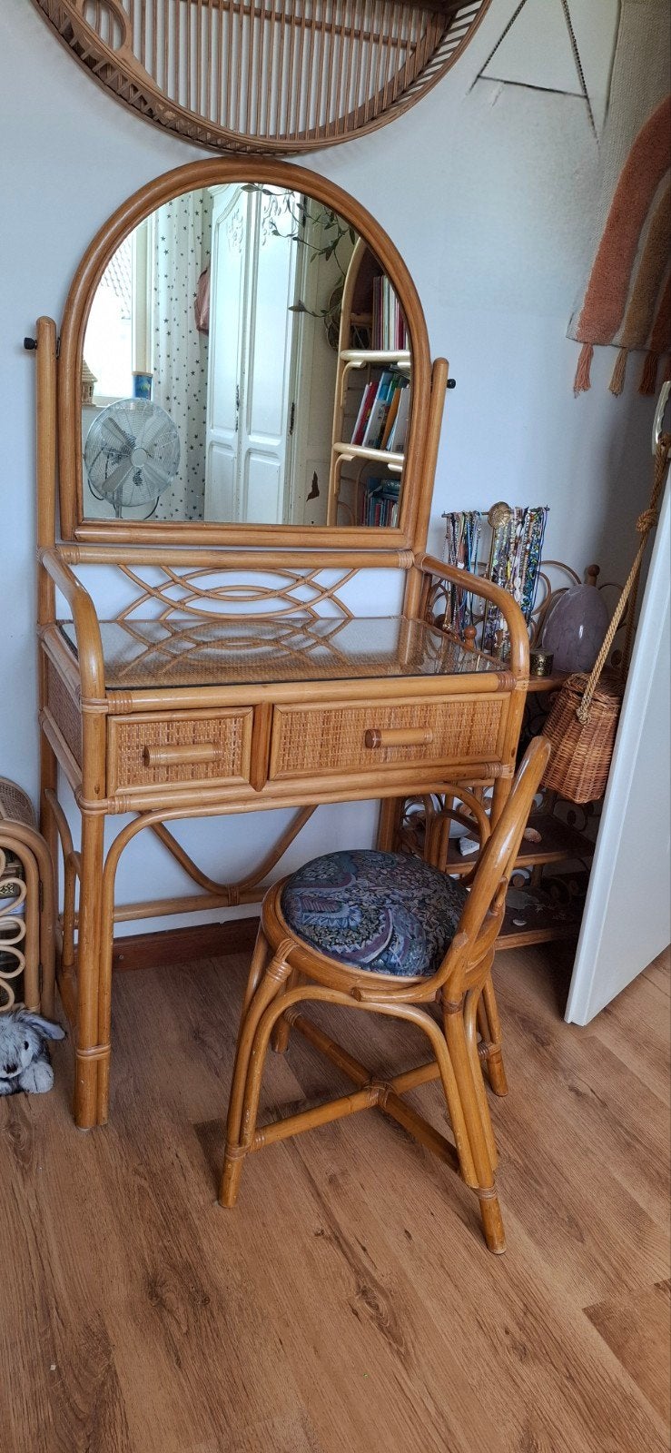 Vintage rotan kaptafel met spiegel en stoeltje, Ophalen, Overige materialen, Gebruikt, 100 tot 150 cm