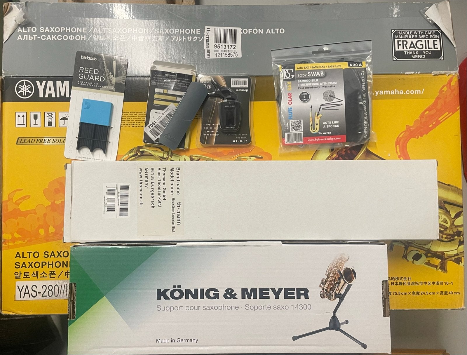 Yamaha YAS-2 Altsaxofoon - nieuw, Ophalen of Verzenden, Zo goed als nieuw, Alt, Met koffer