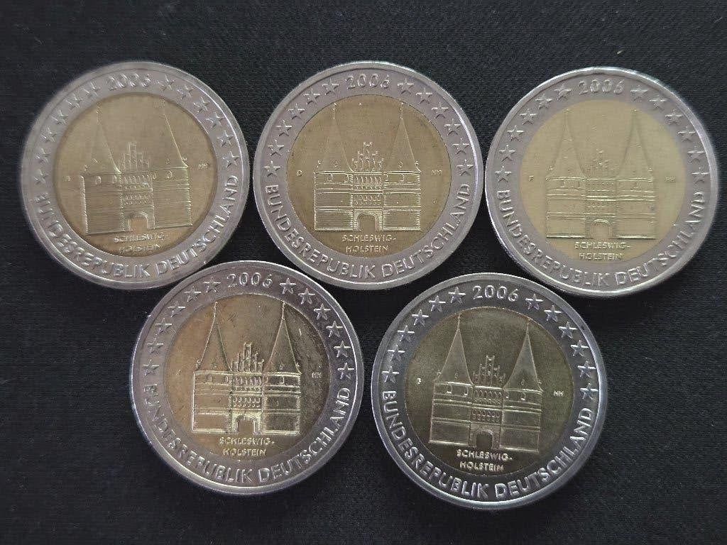 Duitsland 2006: Holstentor in Lübeck | Alle letters | UNC, Ophalen of Verzenden, Duitsland, 2 euro, Setje