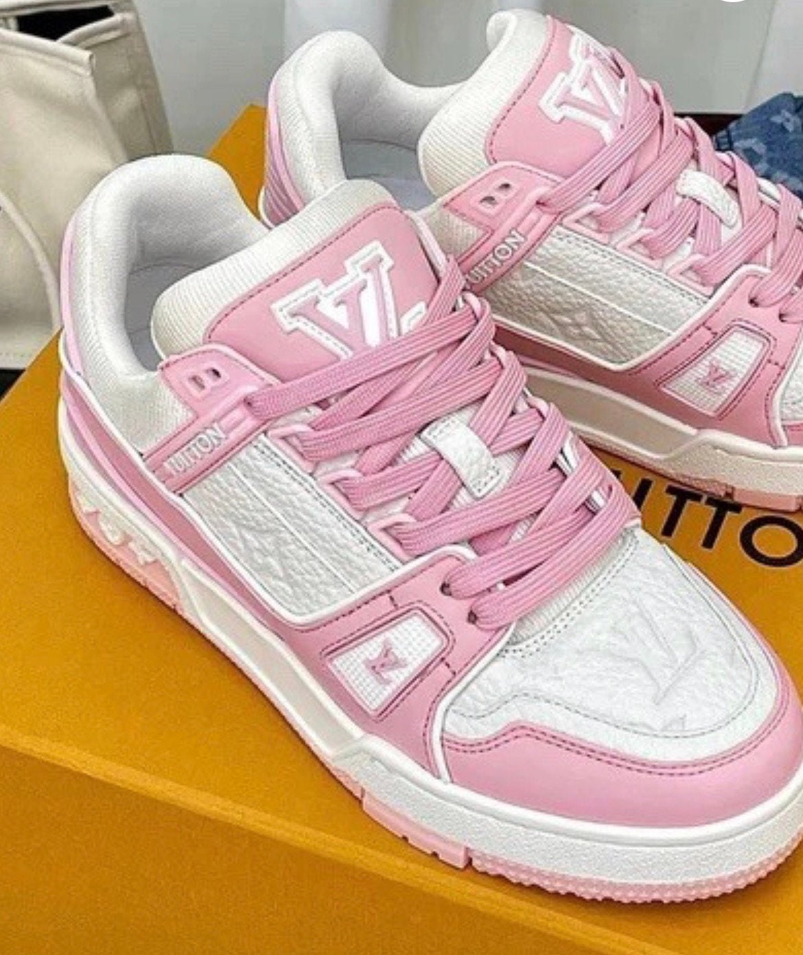 Roze Louis Vuitton Sneakers Trainers Maat 37, Ophalen of Verzenden, Roze, Sneakers of Gympen, Zo goed als nieuw