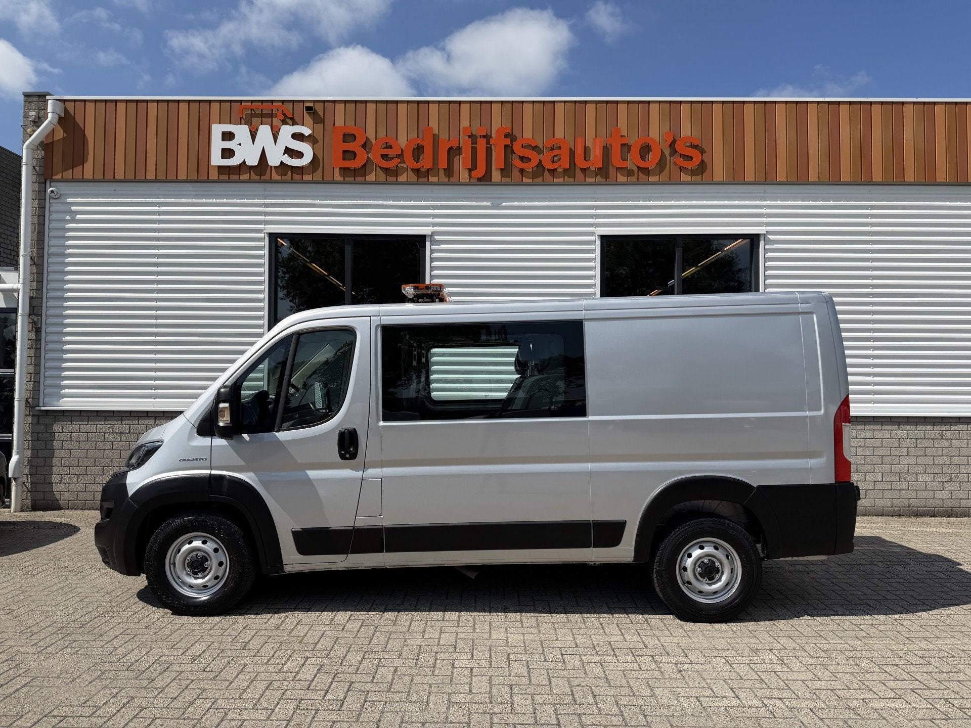 Fiat Ducato Maxi 35H 2.3 MultiJet L2H1 DC 5 persoons / trekh, Auto's, Voorwielaandrijving, 15 km/l, Gebruikt, Met garantie (alle)