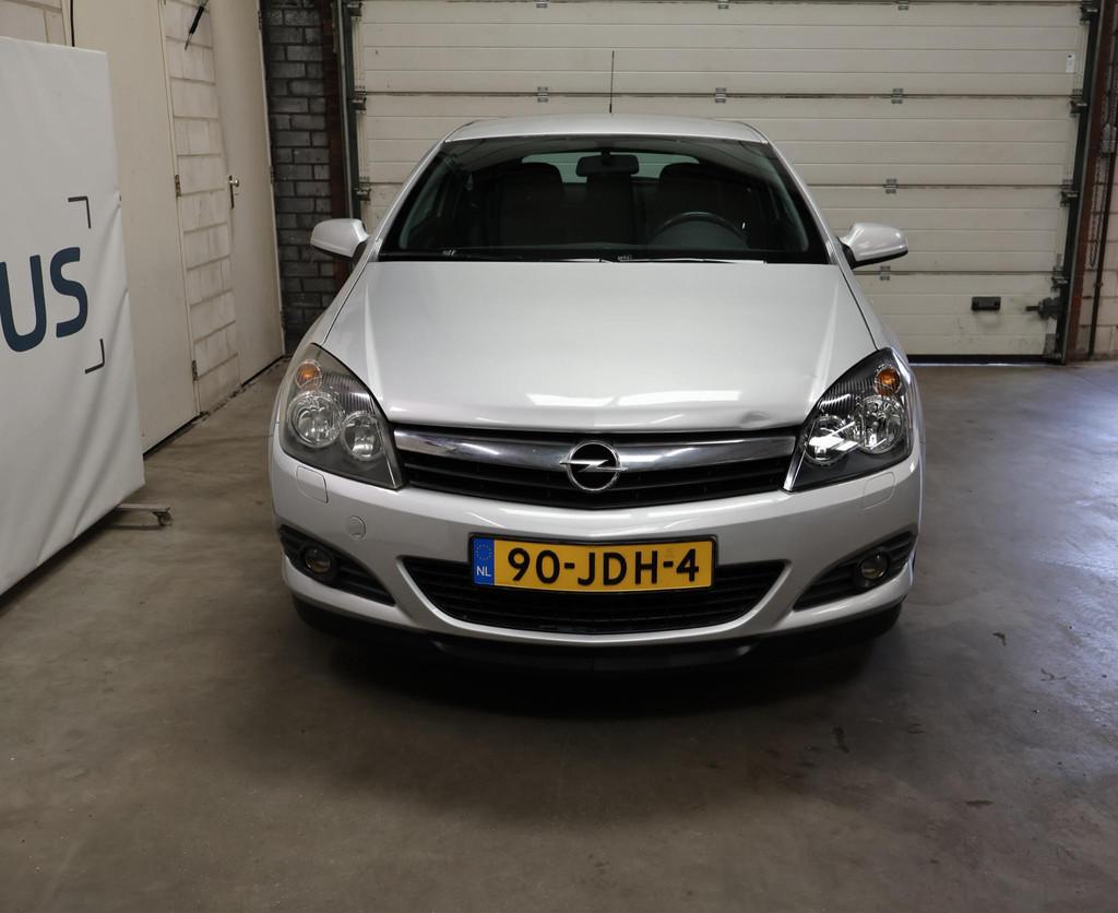 Opel Astra GTC 1.8 Business 3e eigenaar NAP Cruise Trekhaak, Voorwielaandrijving, Stof, Gebruikt, Zwart