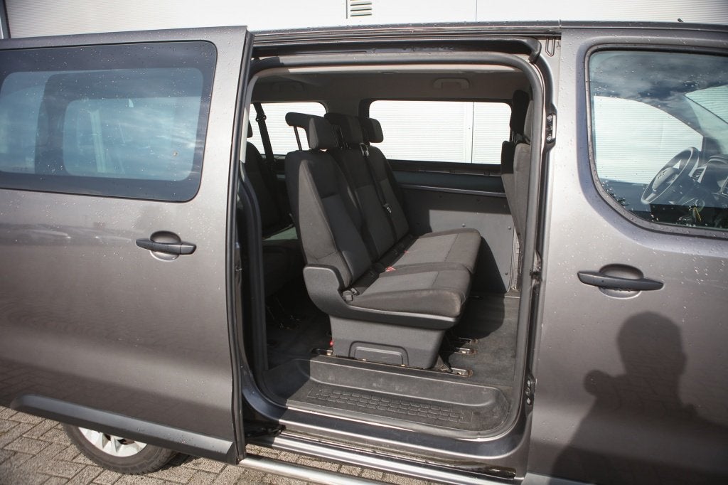 Opel Vivaro Combi 1.5 CDTI L2H1 (bj 2020), Auto's, Voorwielaandrijving, Gebruikt, Euro 6, 4 cilinders