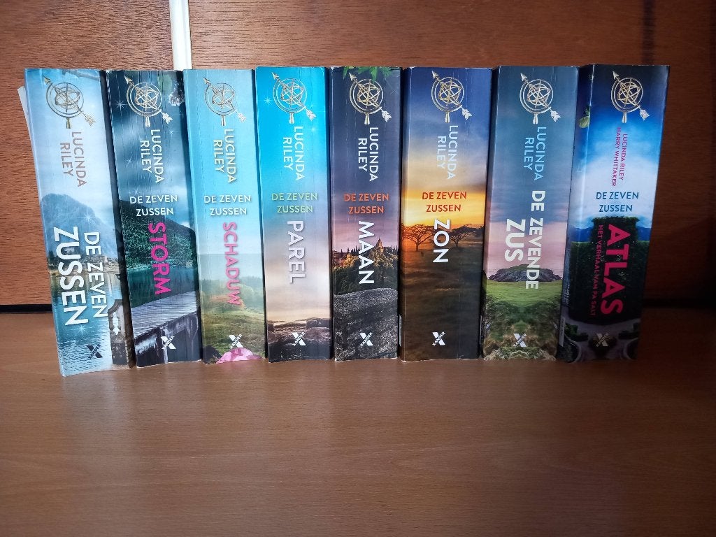 De zeven zussen - complete serie, Boeken, Ophalen, Gelezen, Lucinda Riley