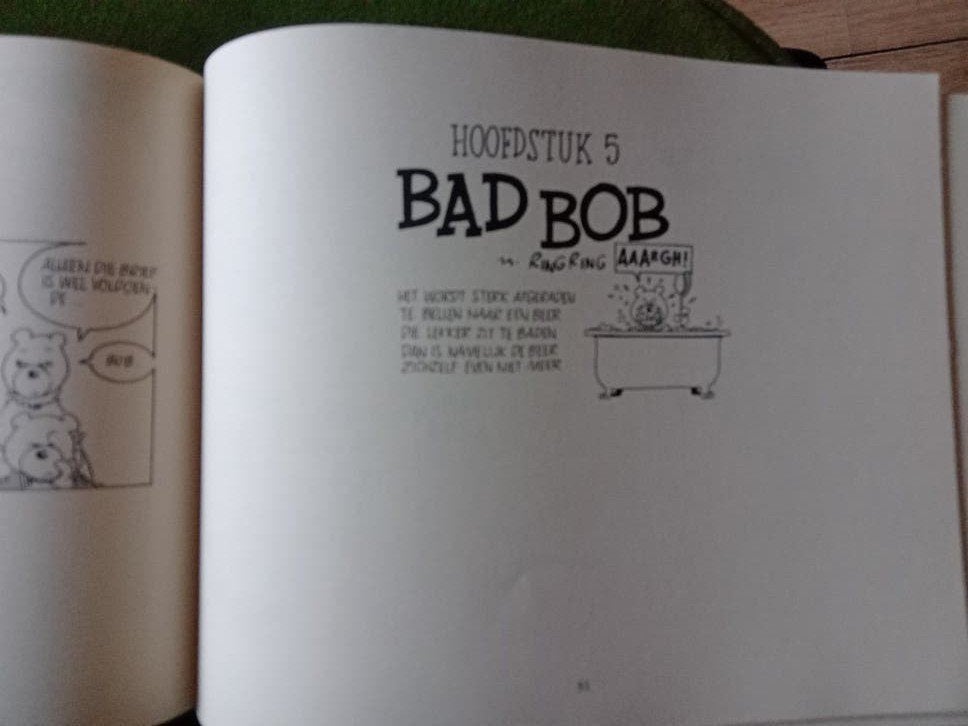Bob's Bergoeie Manieren Boek - De Bijenkorf, Boeken, Eén stripboek, Ophalen of Verzenden, Zo goed als nieuw, Gerrit de Jager & Inez van Eijk