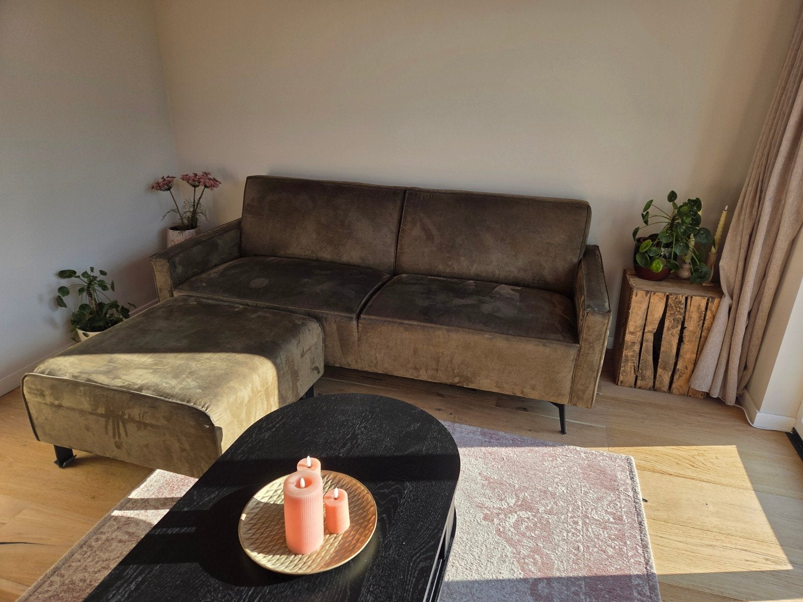 Comfortabele 3-zitsbank met chaise longue, olijfgroen, Ophalen, Modern, Comfortabel, Gebruikt, 125 tot 150 cm