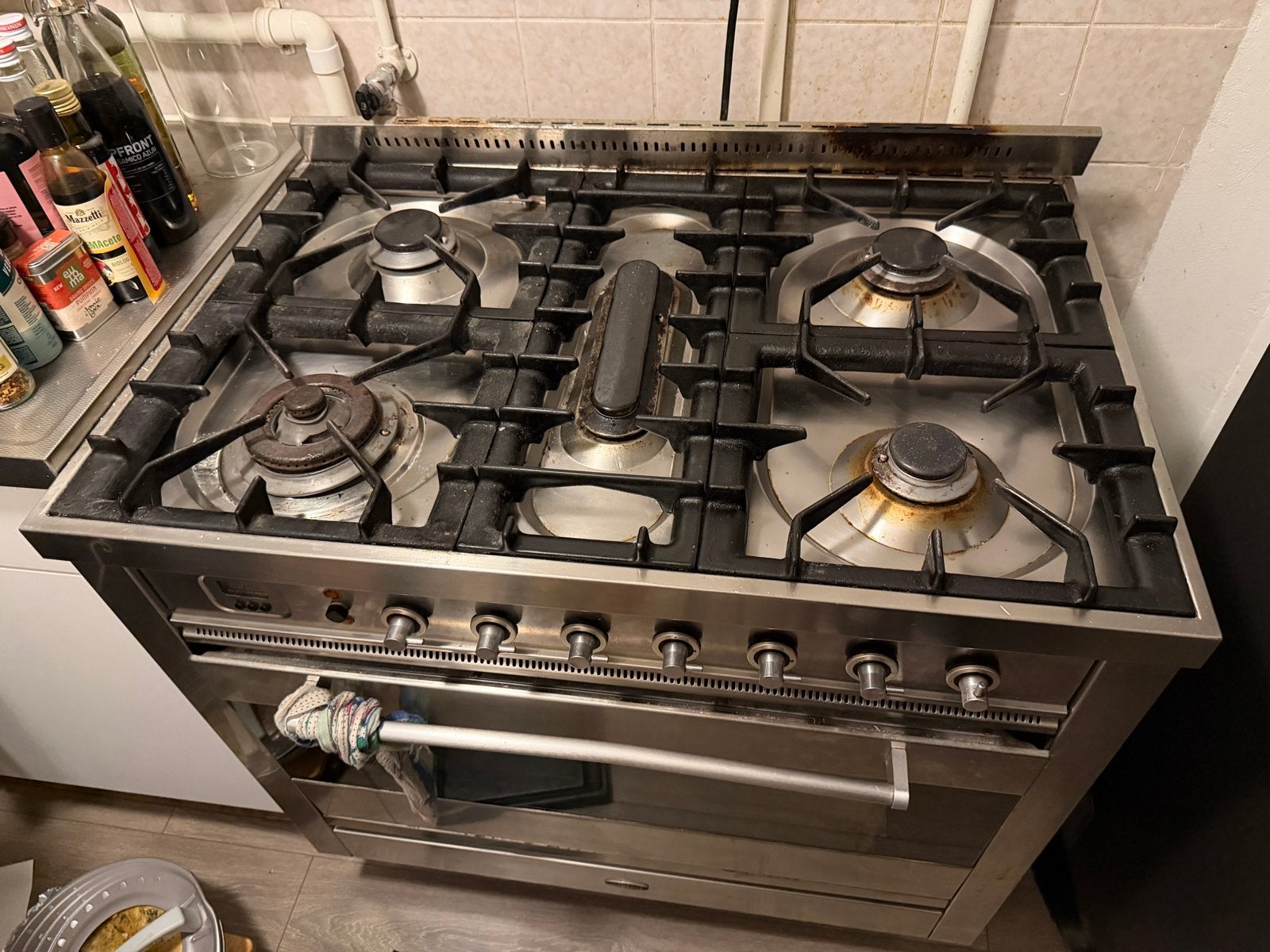 Boretti Fornuis met Oven - Klok defect, Witgoed en Apparatuur, Ophalen, 60 cm of meer, 4 kookzones, Gas