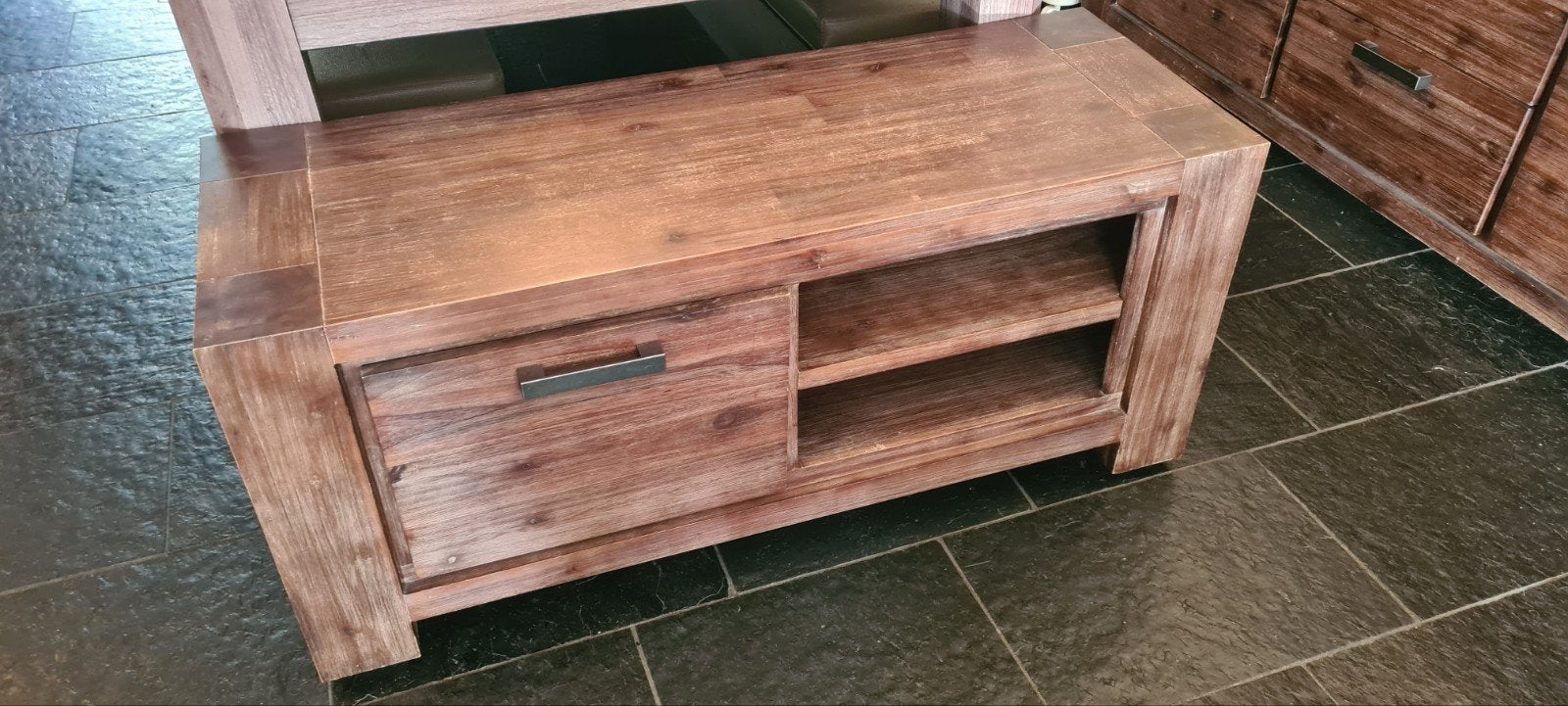 Pronto TV Kast Acaciahout - Robuust en Stijlvol, Gebruikt, 100 tot 150 cm, Ophalen of Verzenden, Minder dan 100 cm