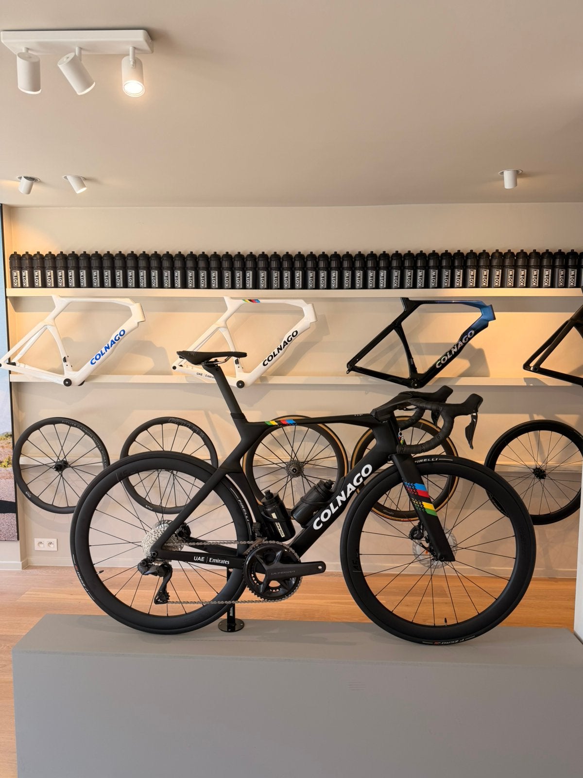 Colnago Y1Rs - YSBC, Carbon, Nieuw, Meer dan 20 versnellingen, Ophalen