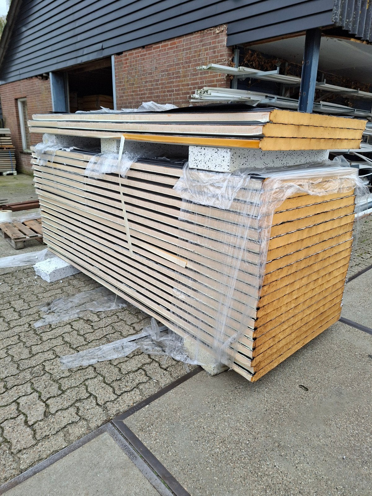sandwichpanelen wand 60mm 300x100cm kleur zwart, Ophalen of Verzenden, Nieuw, Overige materialen, 50 tot 100 mm