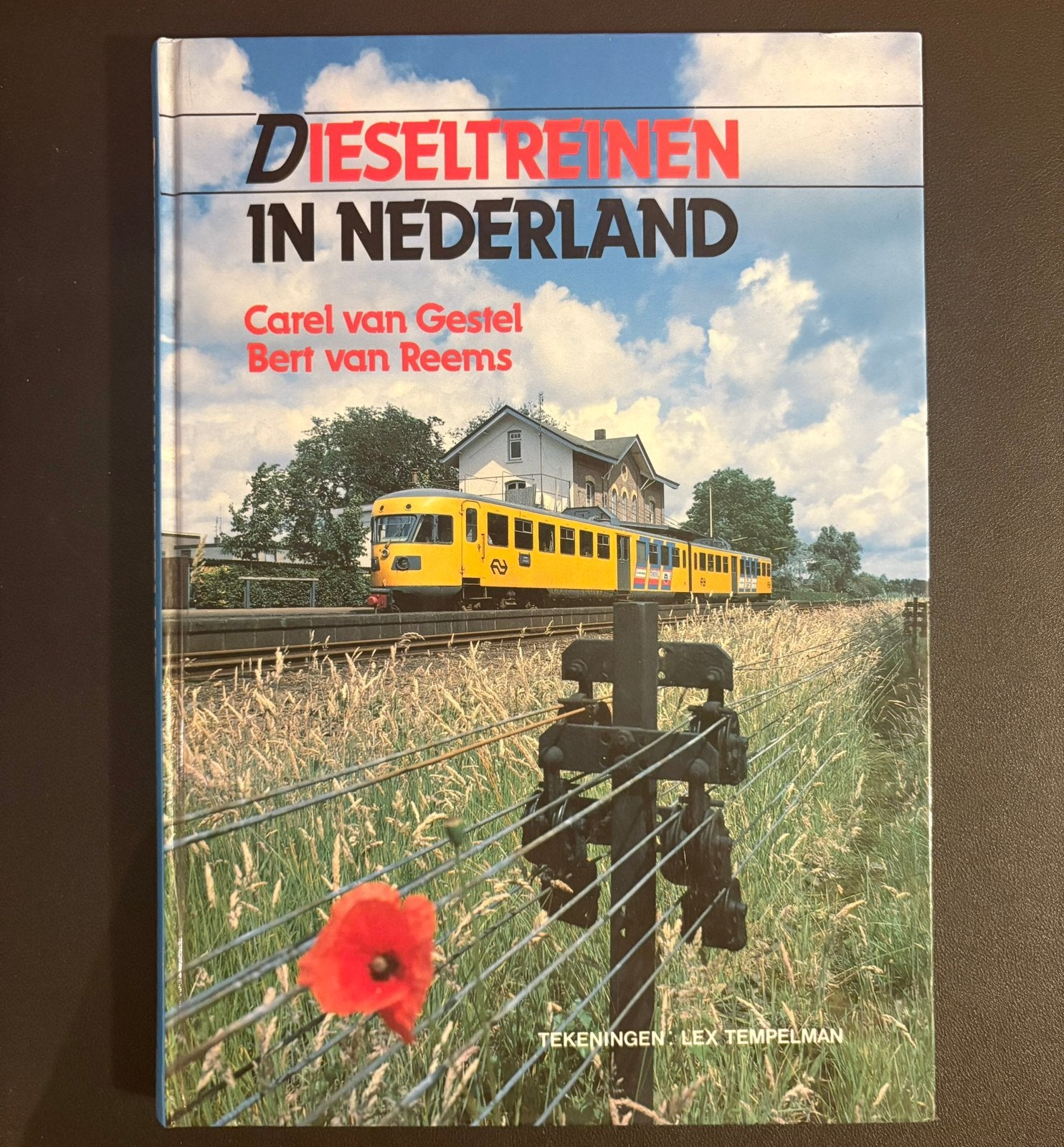 Dieseltreinen in Nederland (1997), Ophalen of Verzenden, Zo goed als nieuw, Trein, Boek of Tijdschrift