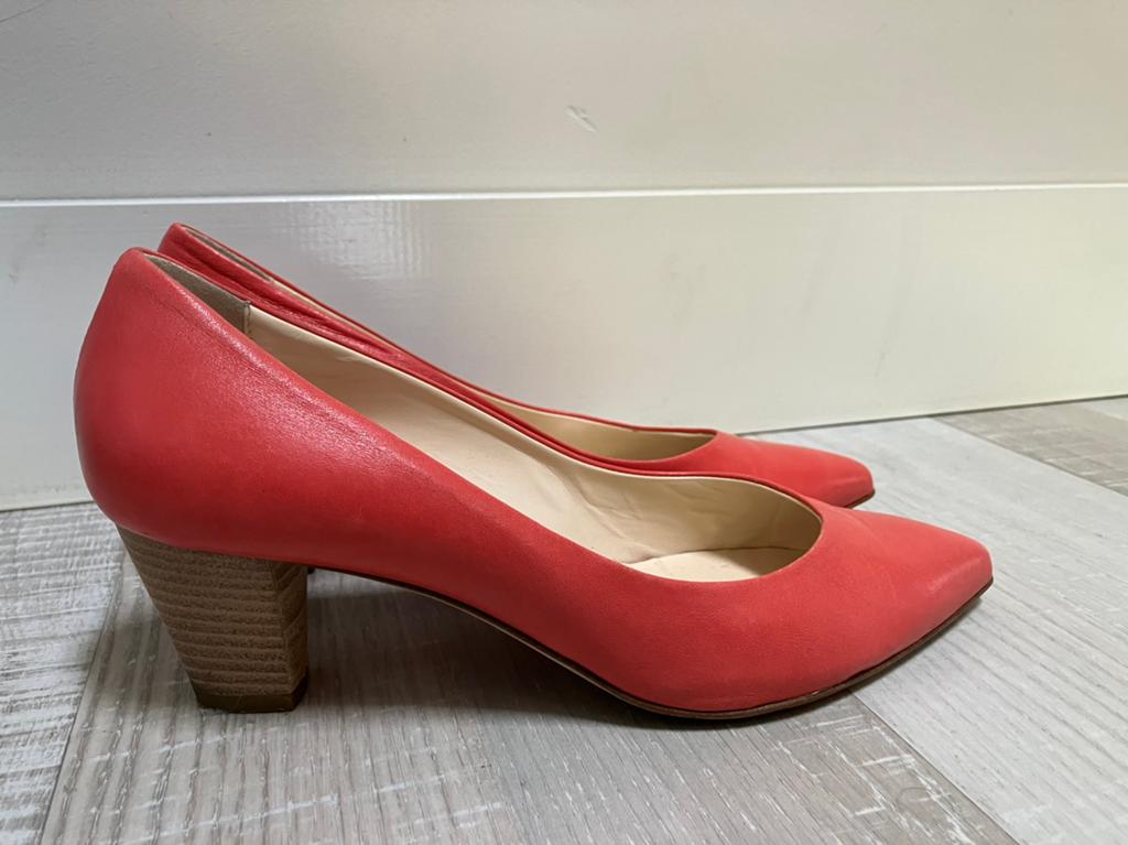 Altra Cosa pumps zalmroze maat 37 izgst, Pumps, Ophalen of Verzenden, Zo goed als nieuw, Roze