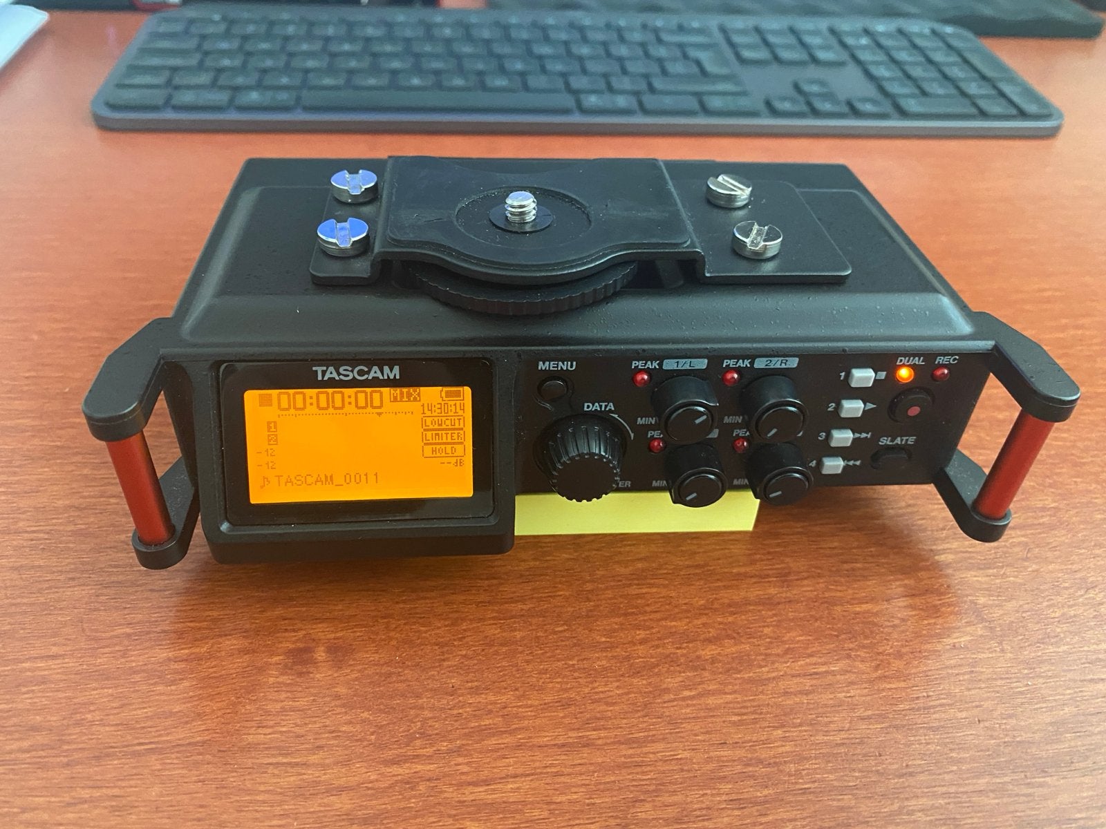 Tascam DR-70D Linear PCM Recorder, Ophalen of Verzenden, Zo goed als nieuw, Audio