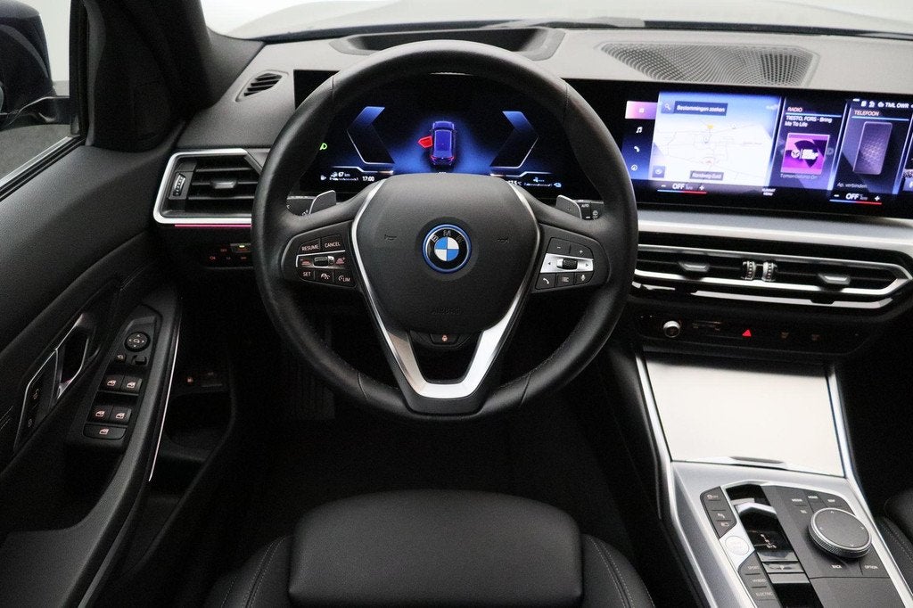 BMW 3-serie Touring 320e 2023 | Connected Services | Carplay, Auto's, BMW, 1998 cc, Gebruikt, 4 cilinders, Blauw