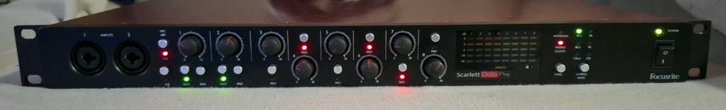 Focusrite Scarlett OctoPre 8-kanaals, Muziek en Instrumenten, Ophalen of Verzenden, Gebruikt