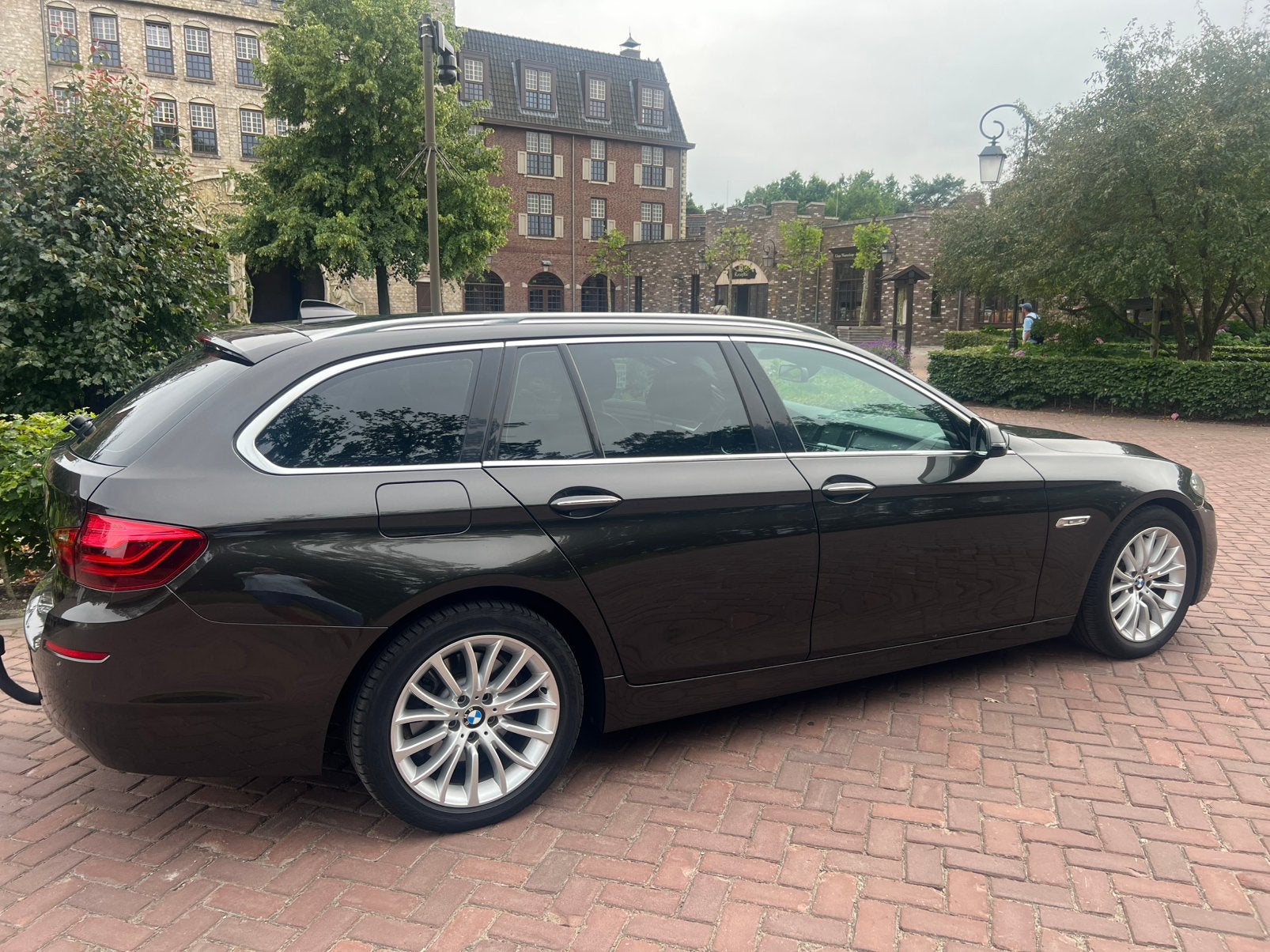 BMW 520 d november 2013 automaat dealer onderhouden, Achterwielaandrijving, 1995 cc, Leder, Stationwagon