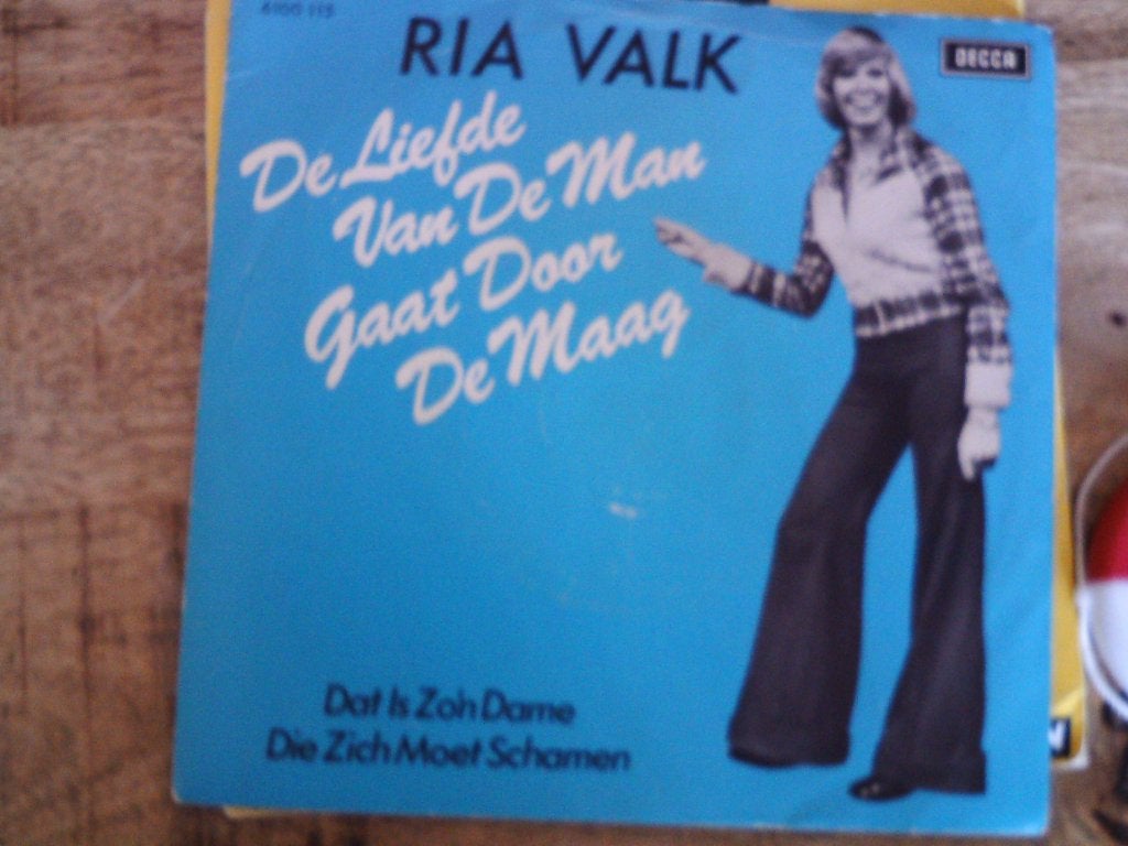 ria valk - de liefde van de man gaat door de maag 19jun, 7 inch, Single, Ophalen of Verzenden, Nederlandstalig