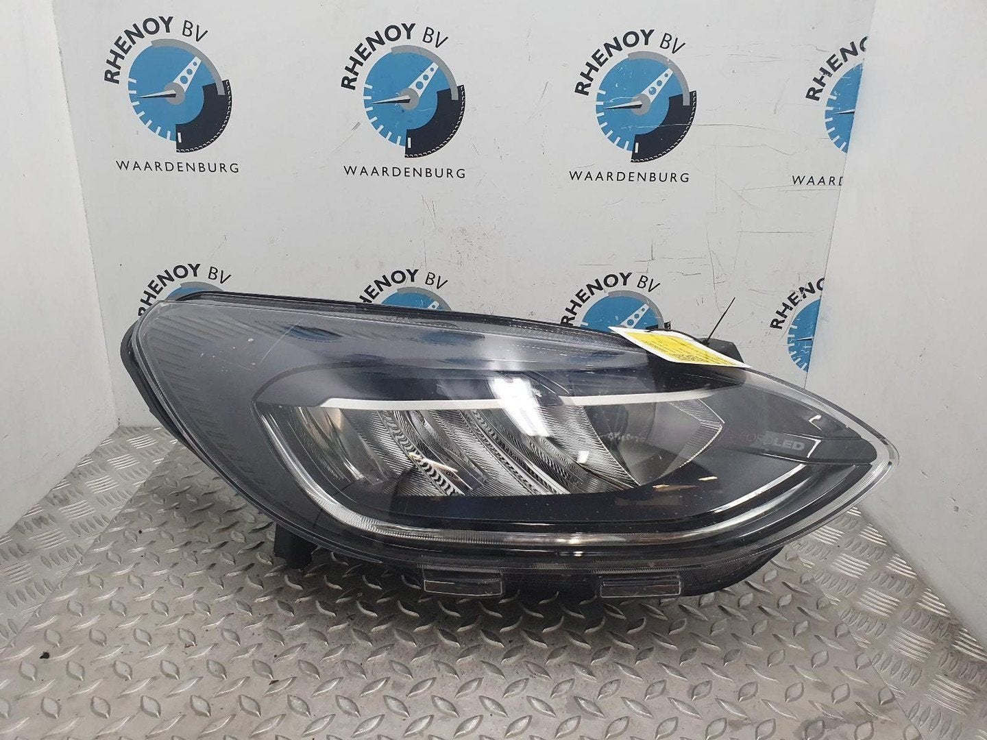 FORD FIESTA 1.0 Ecoboost MHEV KOPLAMP R 2023, Auto-onderdelen, Ophalen of Verzenden, Gebruikt, ARN erkend