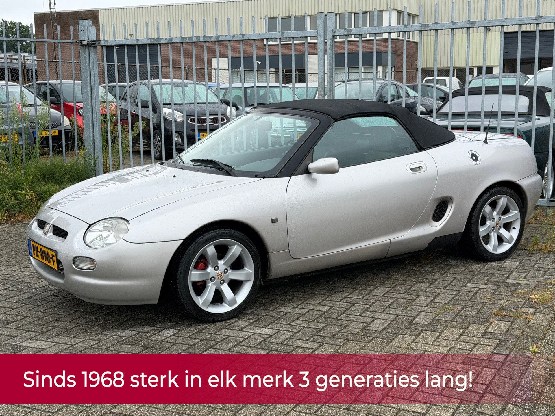 MG F 1.8i Exclusive CABRIO 120PK! Vol leer alcantara l elek, Auto's, Euro 2, Gebruikt, Zwart, 4 cilinders