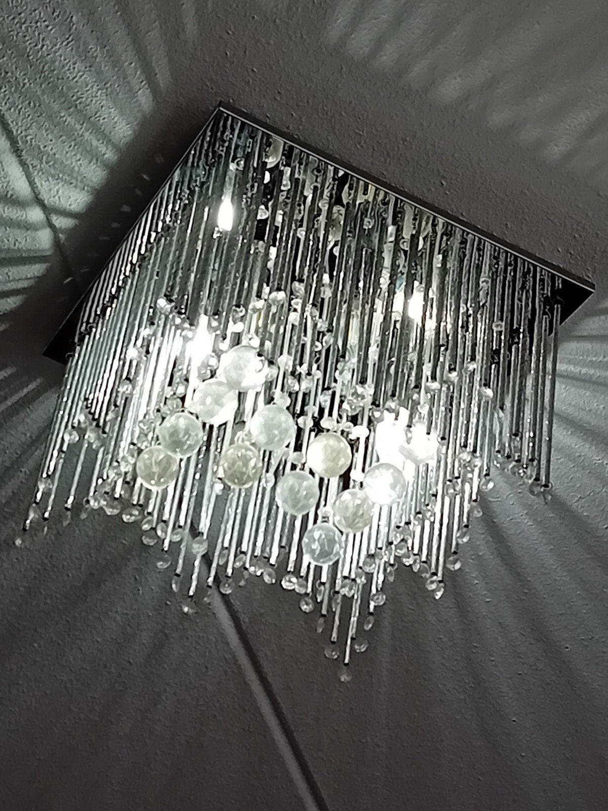 Moderne plafondlamp met RGB LED's en kristallen, Overige fittingen, Ophalen of Verzenden, Zo goed als nieuw, Glas