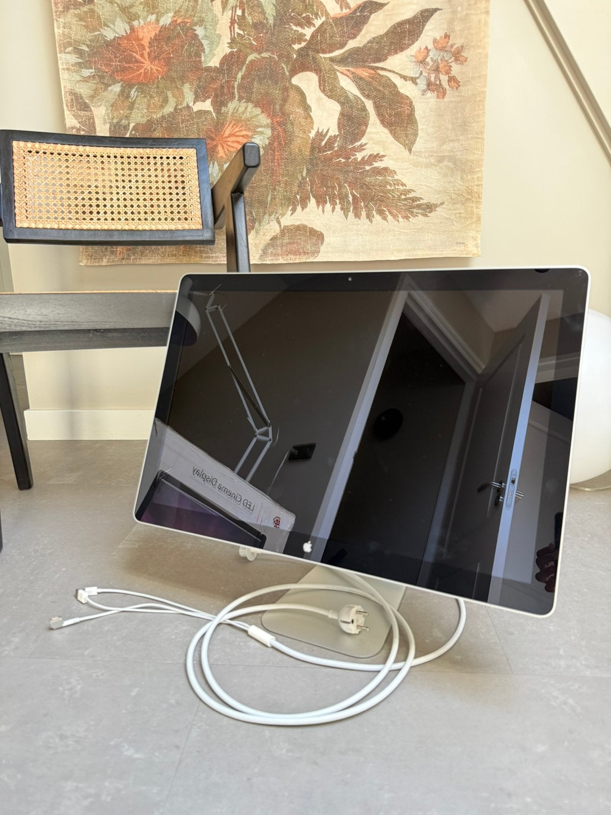Apple 24" LED Cinema Display (A1267) – Inclusief Doos, Computers en Software, Apple Desktops, Ophalen, Zo goed als nieuw, Overige modellen