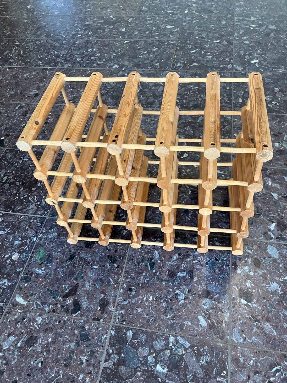 Vintage houten wijn rek.  Deens Design. Richard Nissen, Ophalen of Verzenden, Zo goed als nieuw, Hout, Minder dan 5 flessen